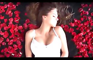 Posted under viki, tetona