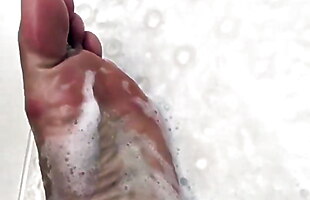 Posted under feet hd, footjob foot fetish, soles fetish, black feet soles