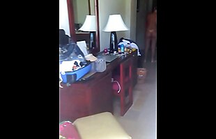 Posted under a antiadaa, other wife, asiste a esposa, wife at a partyt