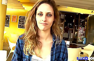 Posted under jolie blonde, latin amateur, young latina, sexy latin