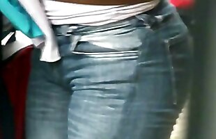 Posted under culo ass, culo, amateur jean, ojete