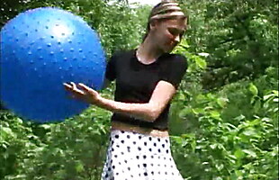 Posted under katrina18, hd babe, out in public, 18 masturbate girl
