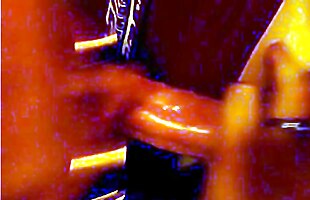 Posted under bả, queen, hard handjob, my penis xxx