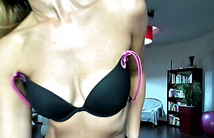 Posted under webcam hd, skinny webcam, european, skinny fingering