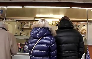 Posted under amateur woman, girl, real street prostitute, vag