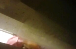 Posted under por, la, 7, ventana