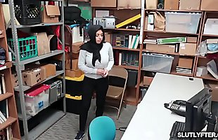 Posted under brutal monster, big boobs blowjob, young giant, kitty young
