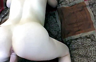 Posted under machined in a swingerclub, in frnt of, video lingua italiana, milf mom in bed