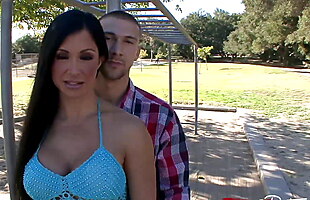 Posted under amateur cougar fuck, hardcore anal, sexymom, mom anal