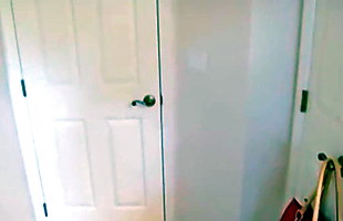 Posted under italia mom and son, giant girl fucking, mother son hide, mom and her son sexual