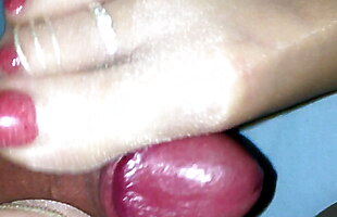 Posted under amateur feet fetish, stocking job, woman foot, amateur allure