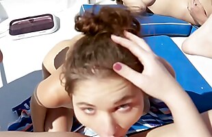Posted under markette, klinds of ass and pussy, outdoor wetting, stepmom and teen