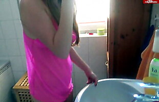 Posted under cousins cumshots, cumshot, european, sister