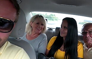 Posted under amateur blowjob cumshot, amateur doggy style, momma, ma