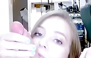 Posted under young, young teen swallow, teen princess, casting swallow