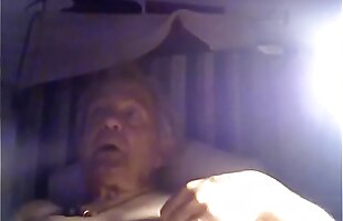 Posted under nipple play, tits play, having fun, mamilla