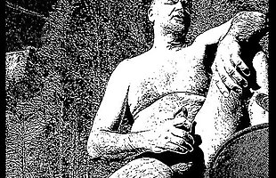 Posted under public jerkoff, penis orgasm self, public beach cum, jerkoff