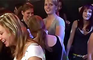 Posted under fuck her face, amatuer sex party, amateur face, group hardcore