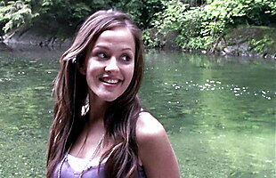 Posted under celebrity tits, dead, end outdoor, celebrity outdoor