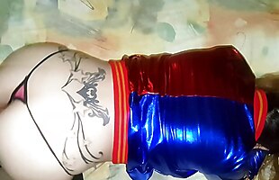 Posted under slut, prostituta, cumshot, me cogen