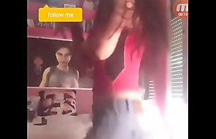 Posted under gusta, vivo, en, puta