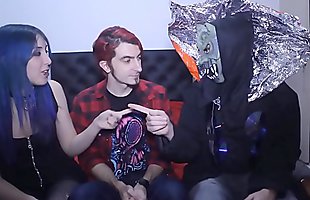 Posted under folla, alien, conned, boobs