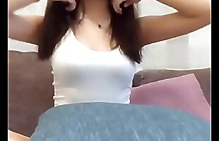 Posted under nu sinh, xinh đẹp, cam cumshot, line cam