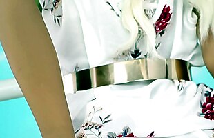 Posted under sexual activity, young doll, silicone, real sex doll