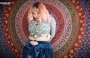 Posted under big chick, tongue fetish, video fat play, young tits