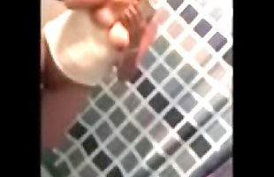 Posted under puta madura, sexting, masturbacion, latina masturbandose