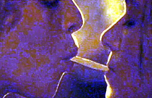 Posted under 2007, brunette kisses blonde, brunette lesbian, blonde