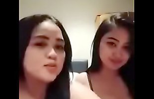 Posted under montok, pamer susu, besar, pamer