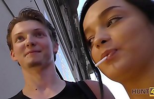 Posted under finger fuck, czech catch, beautiful brunette teen, cash fuck for money