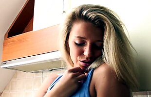 Posted under hd fingering, jerk off, german room, off