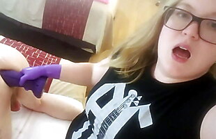 Posted under bbw femdom domination, bbw fisting, bbw pegging, fisting fucking hd