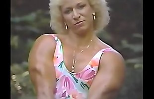 Posted under wpw, kl, huge, biceps