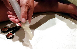 Posted under hd, man cum, hd sperm on pussy, semen in the syringe