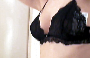 Posted under piny sex video, video porno tante big, coloured lesbian porn, eating a period pussy