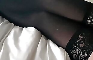 Posted under wife loves pussy, wifes first new cock, married women, muff