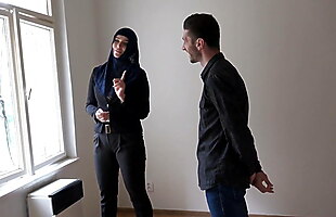 Posted under fuck hole, teacher hd, wrong sex, anal pain hurts