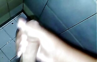 Posted under esa, esta, para, toda