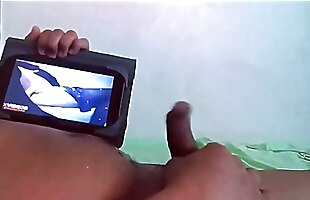 Posted under amateur masturbation, masturbation, paja amateur, paja