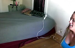 Posted under hit face, masturbating with silk, lesbians with toothbrush, 3 lesbian strap on