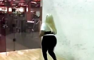 Posted under 2 mature vs big black, black mature milfs, end, ebony big butt