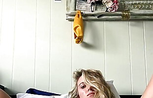 Posted under minijupe, kaitrina video, teen girl in closet, masturbating in theatre